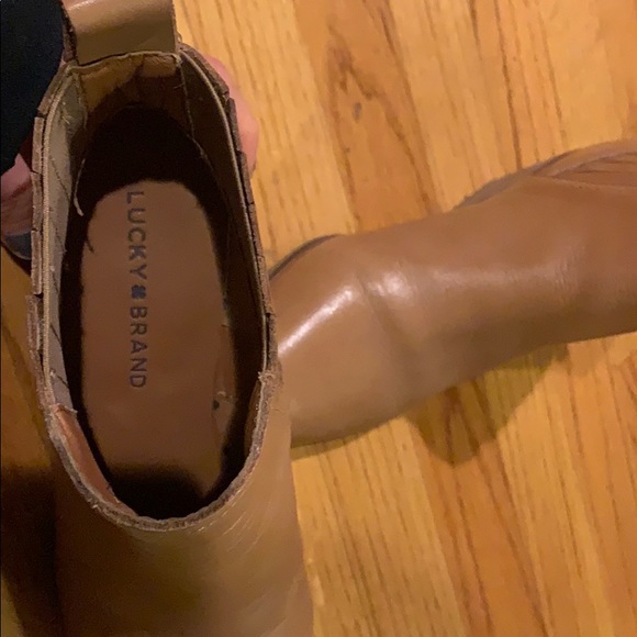 Shoes - Picture 4 of 4